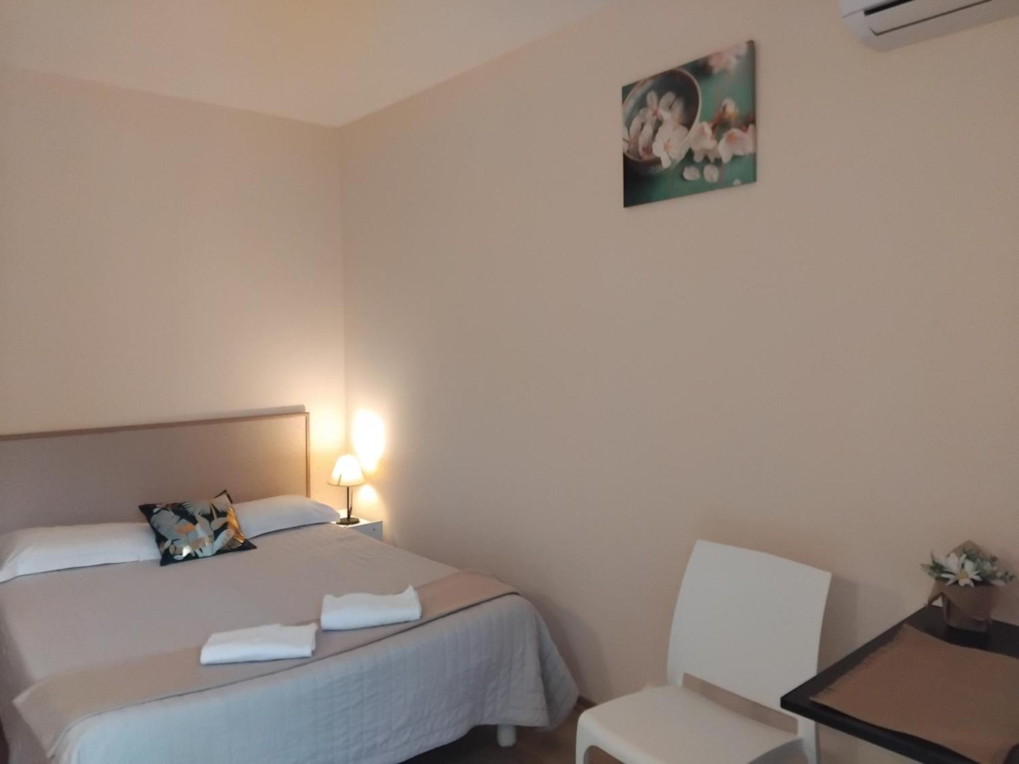 Hotel La Gravenne 2*