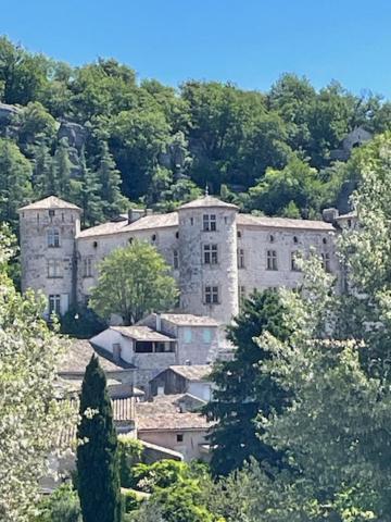 La Gravenne Hotel